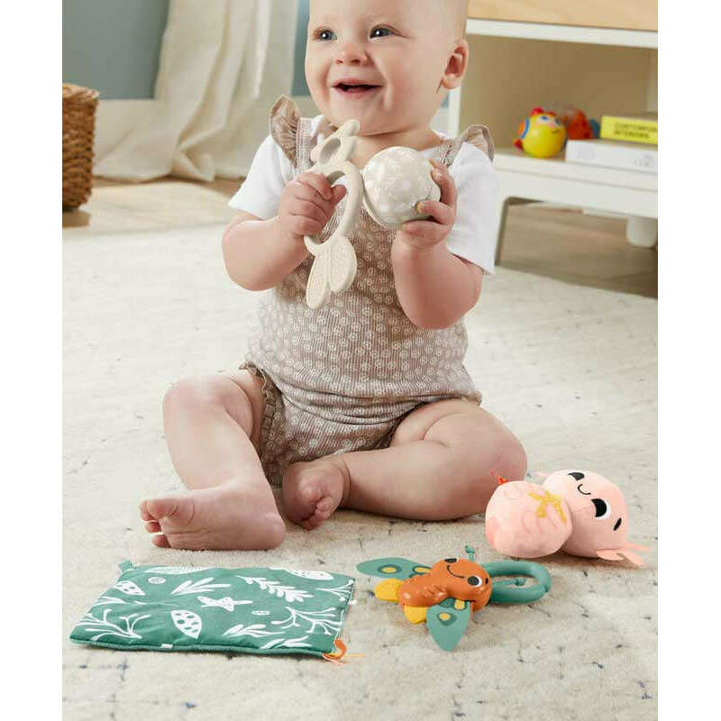 Toys N Tuck:Fisher Price So Many Senses Gift Set,Fisher Price