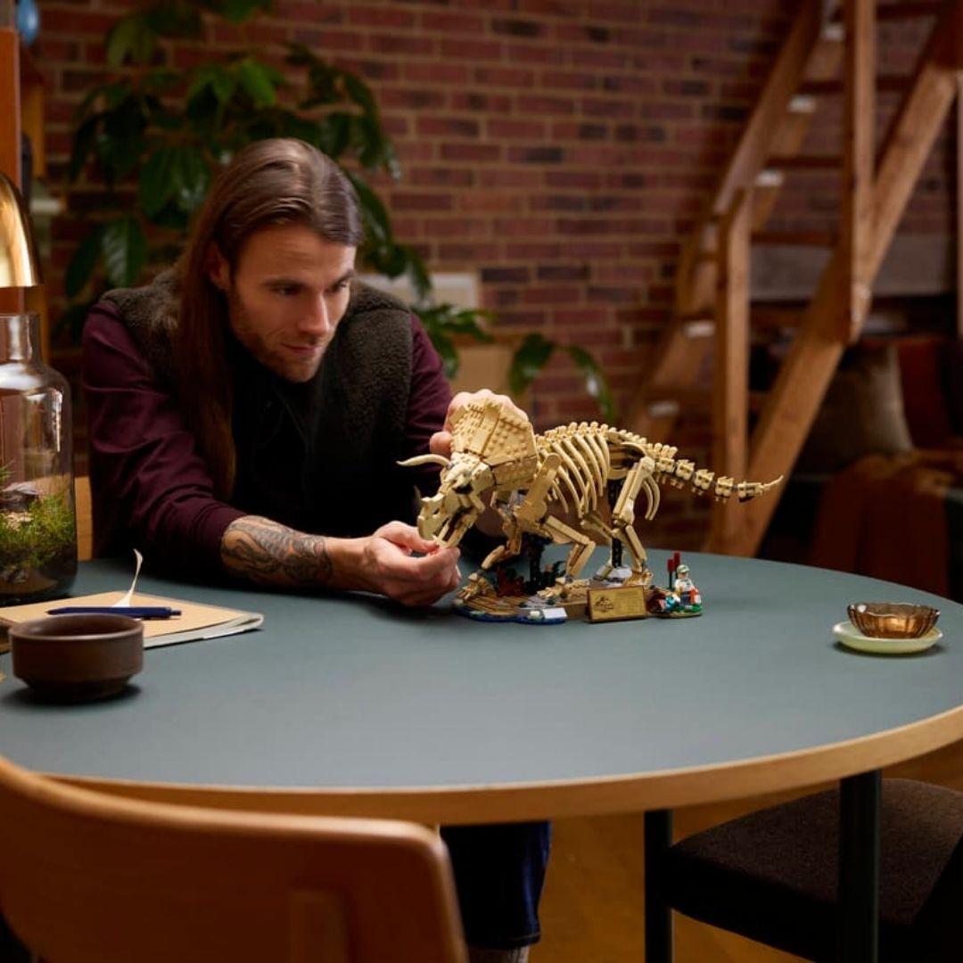 Lego 77985 Jurassic World Dinosaur Fossils: Triceratops