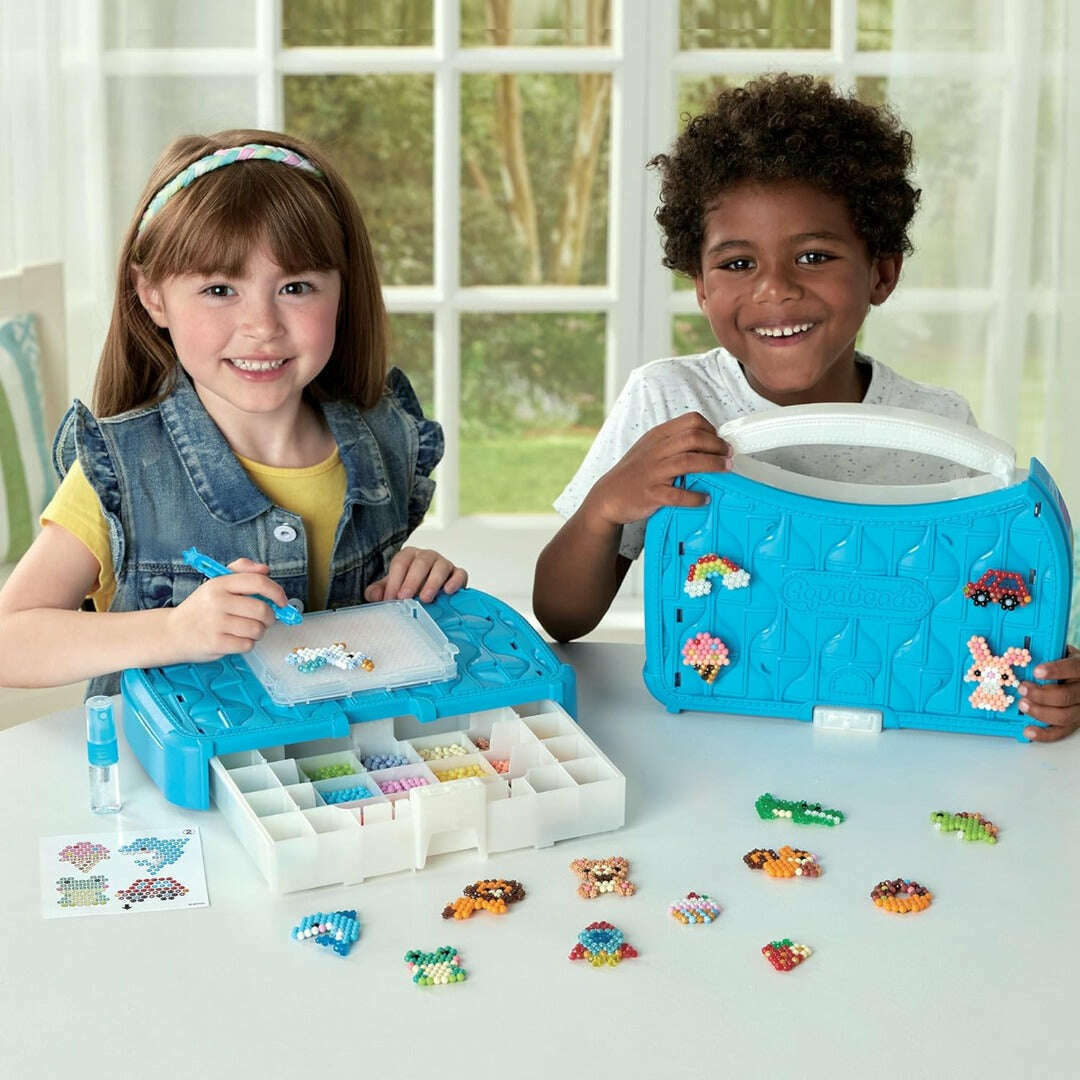 Toys N Tuck:Aquabeads Beginners Craft Studio,Aquabeads