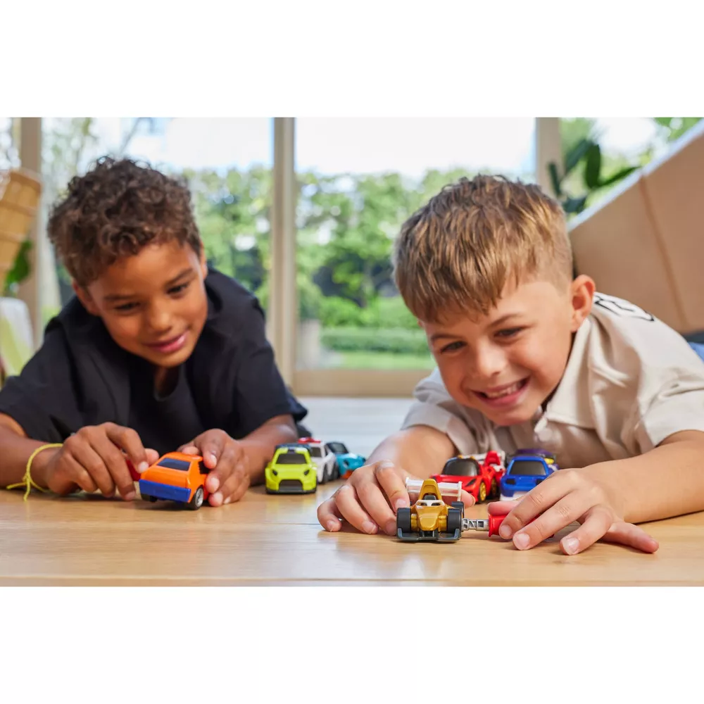 Toys N Tuck:Zuru 5 Surprise Mini Make a Racer,Zuru 5 Surprise