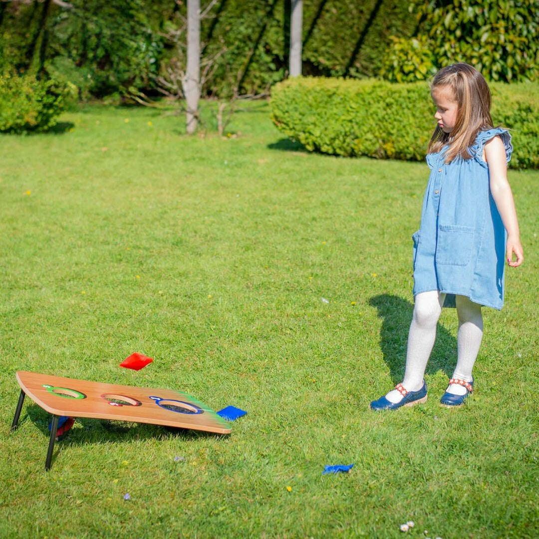 Toys N Tuck:M.Y Royal Court Bean Bag Toss,Kandy Toys