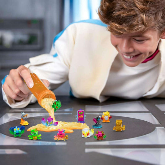 Toys N Tuck:MrBeast Lab Swarms Mega Lab Pack Atomic Series,MrBeast