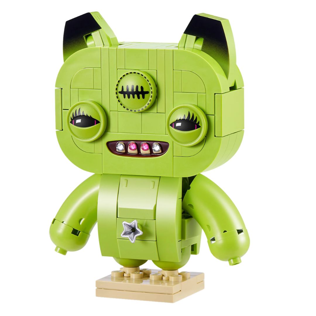 Zuru MAX Premium Fuggler Baddies - Annoyed Alien