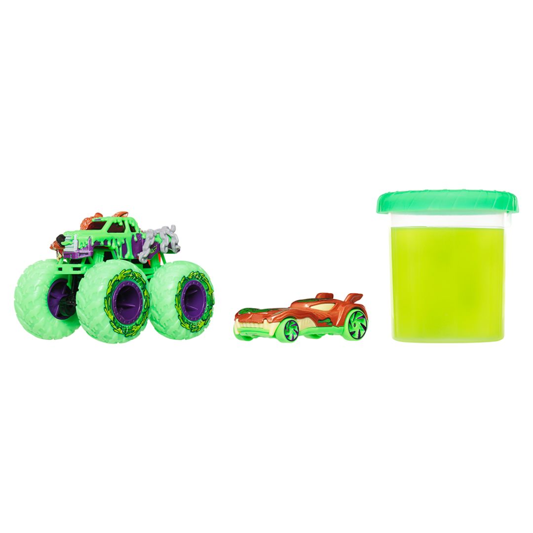 Hot Wheels Monster Trucks Mutant Chaos Slime Pack Wreckin' Wolf & Howlin' Heat