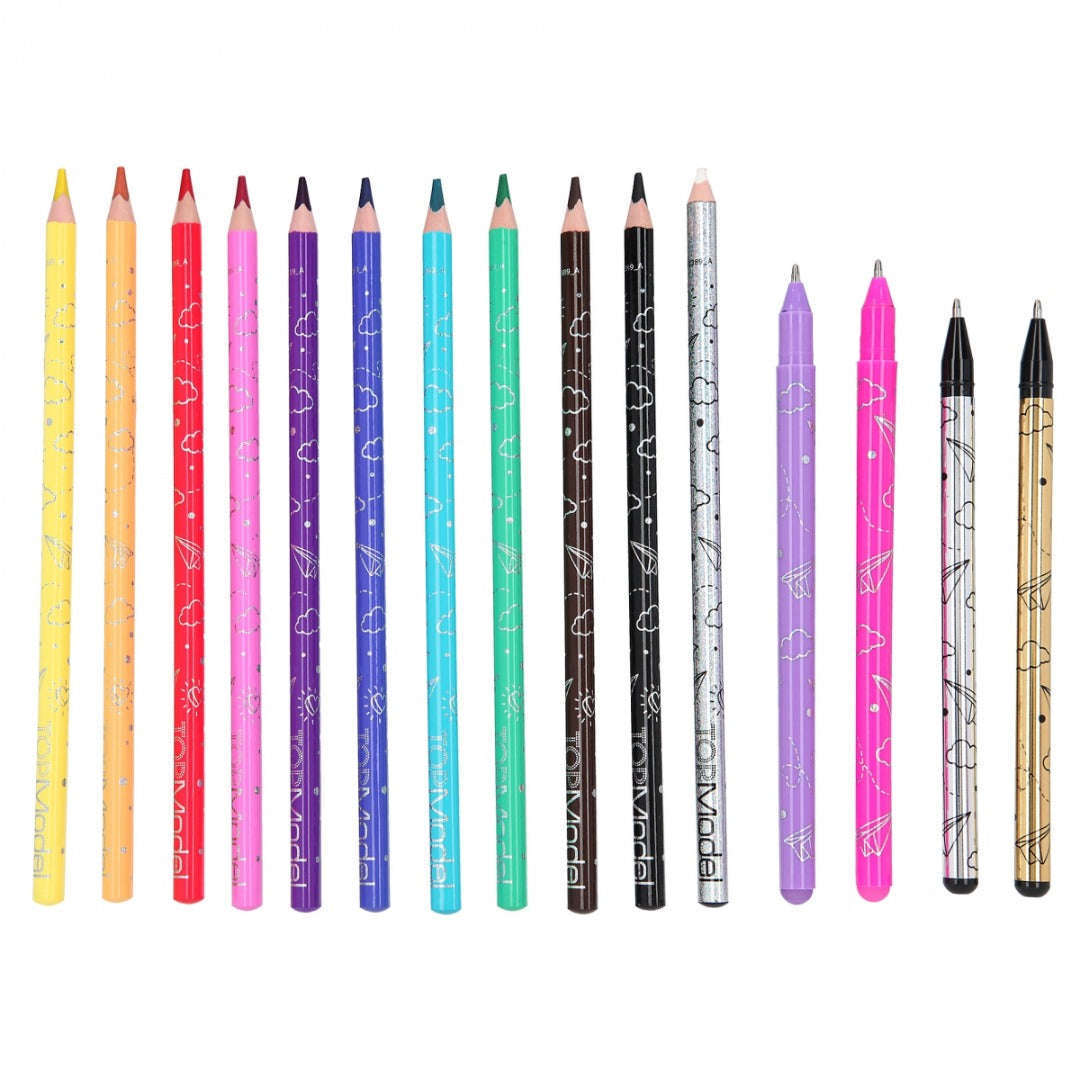 Toys N Tuck:Top Model Colouring Book with Pen Set,Top Model