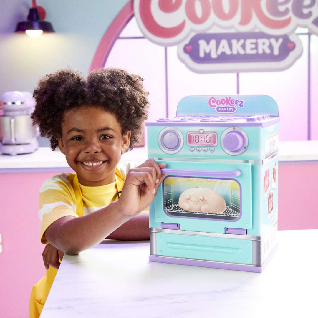 Toys N Tuck:Cookeez Makery Oven Playset - Baked Treatz,Cookeez Makery