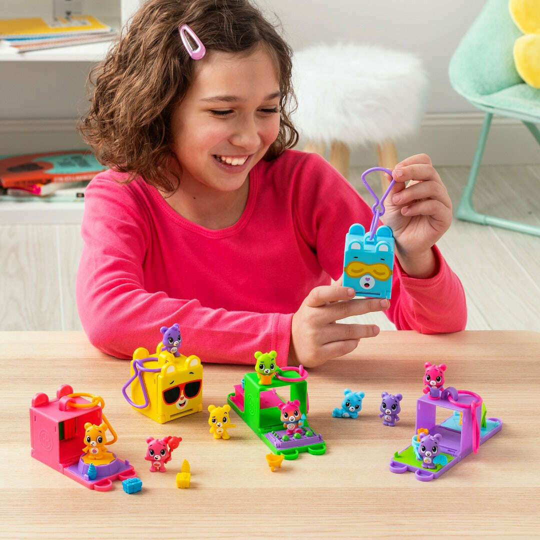 Toys N Tuck:Care Bears Lil Besties Surprise Micro Play Cubby,Care Bears