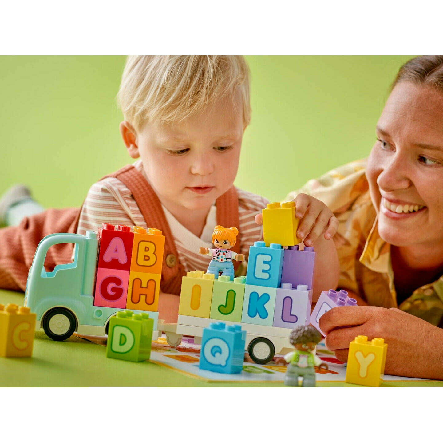 Duplo 2024 alphabet truck