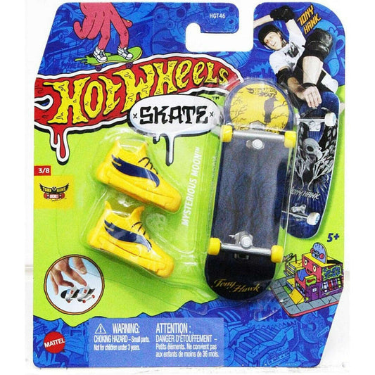 Toys N Tuck:Hot Wheels Skate Single Pack - Mysterious Moon,Hot Wheels