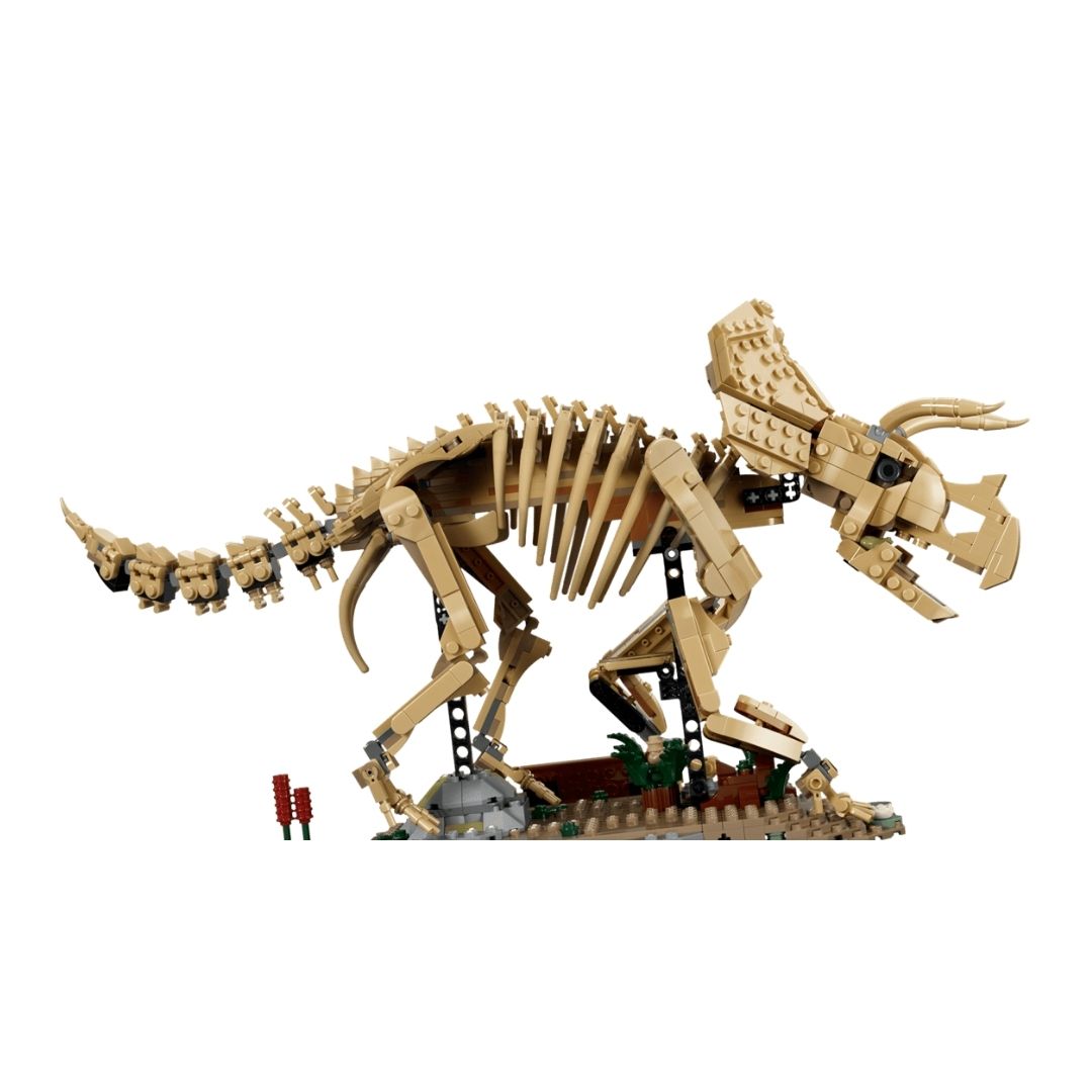 Lego 77985 Jurassic World Dinosaur Fossils: Triceratops