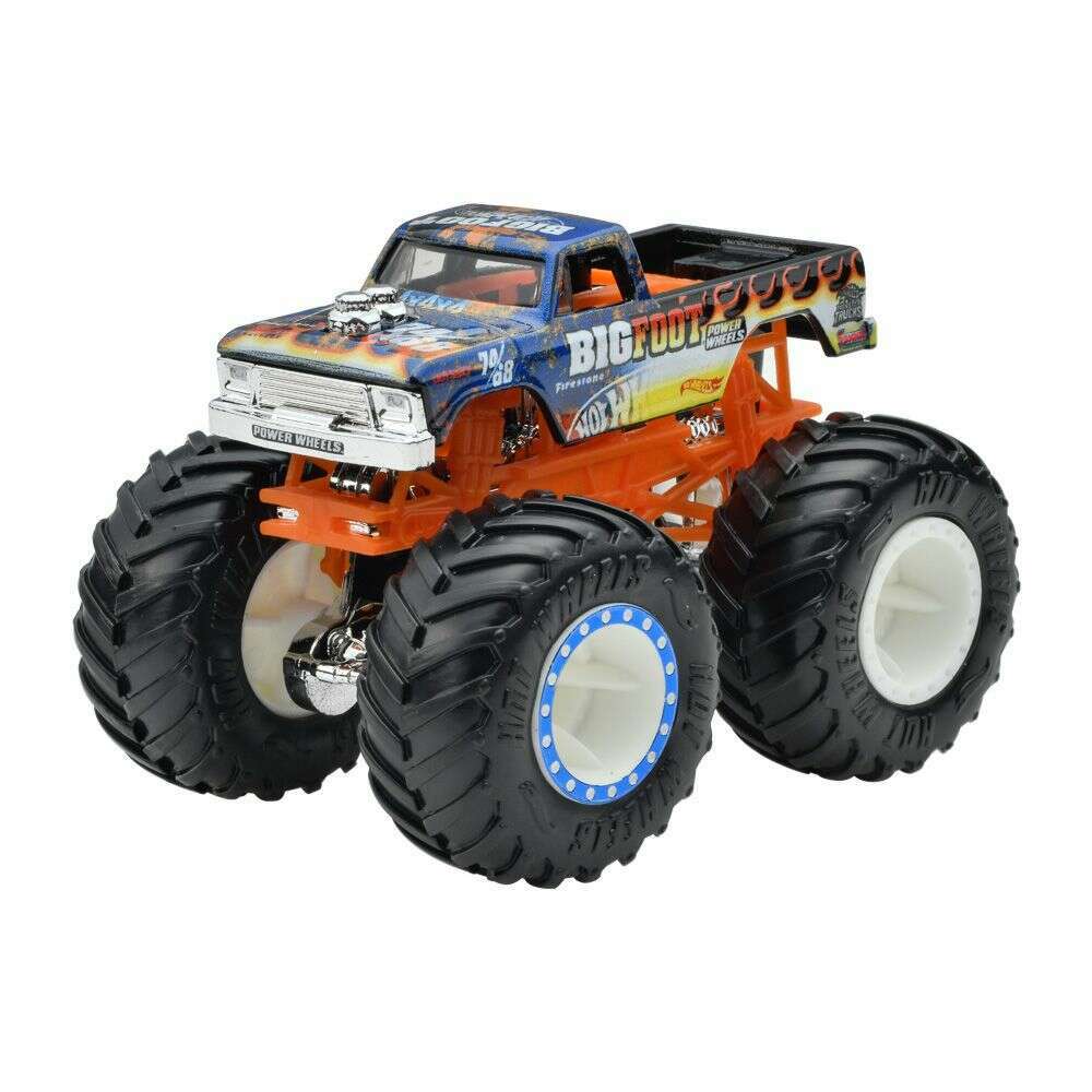 Toys N Tuck:Hot Wheels Monster Trucks Demolition Doubles - BigBite Vs Bigfoot,Hot Wheels