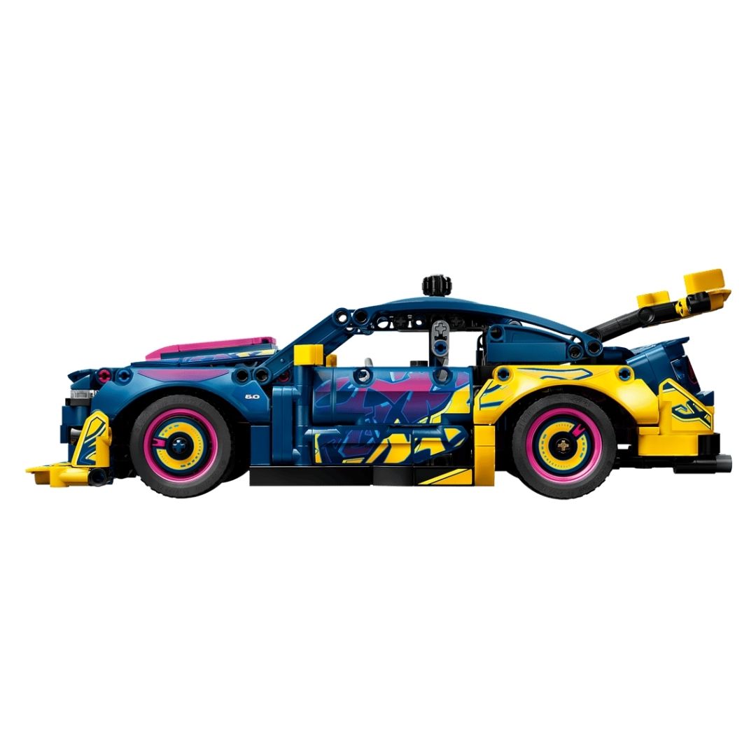 Lego 42236 Technic Custom Garage Ford Mustang GT Car