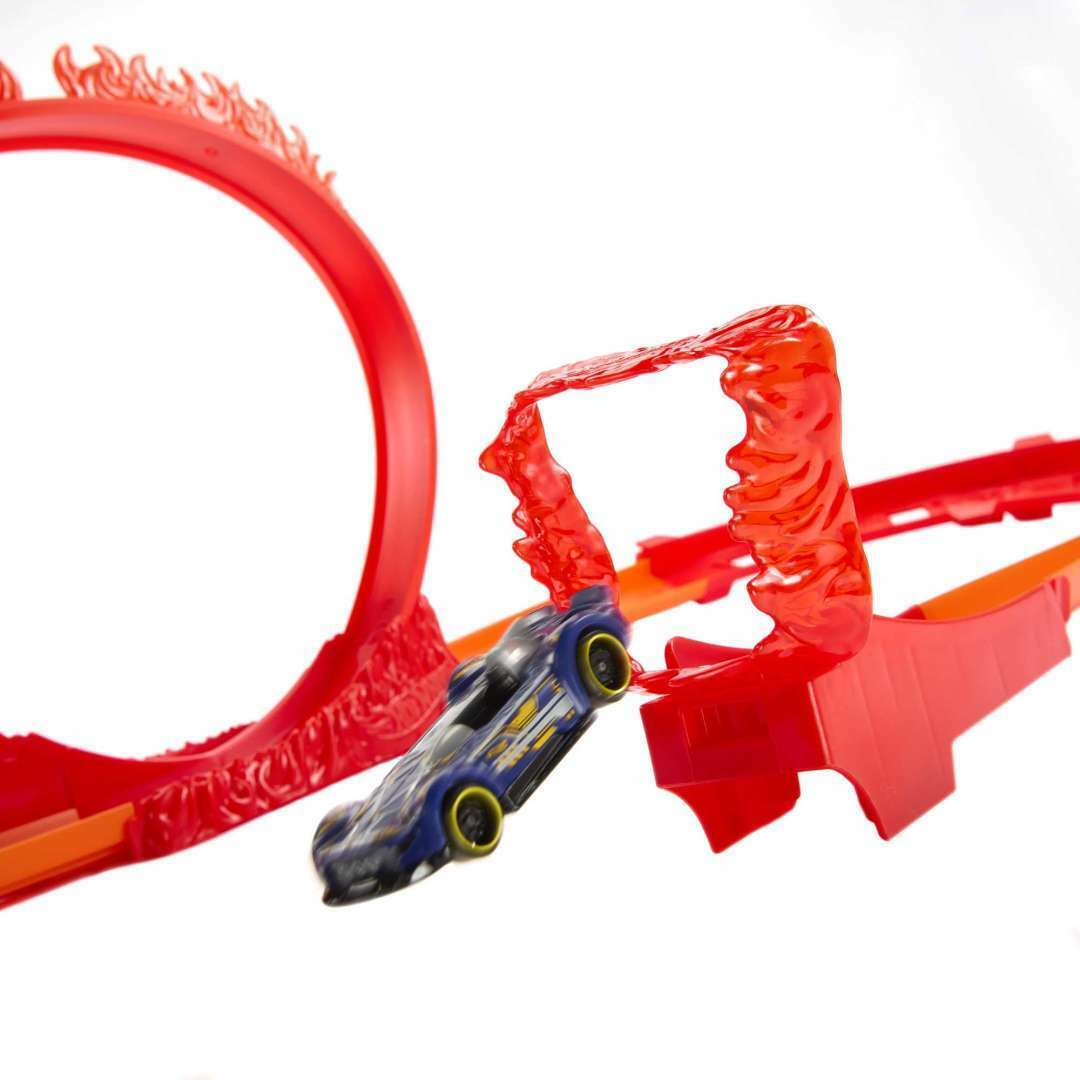 Toys N Tuck:Hot Wheels Track Builder Flame Stunt Pack,Hot Wheels