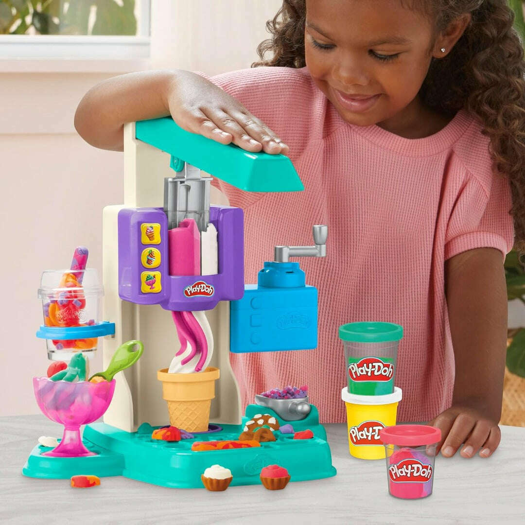 Toys N Tuck:Play-Doh Rainbow Swirl Ice Cream Playset,Play-Doh