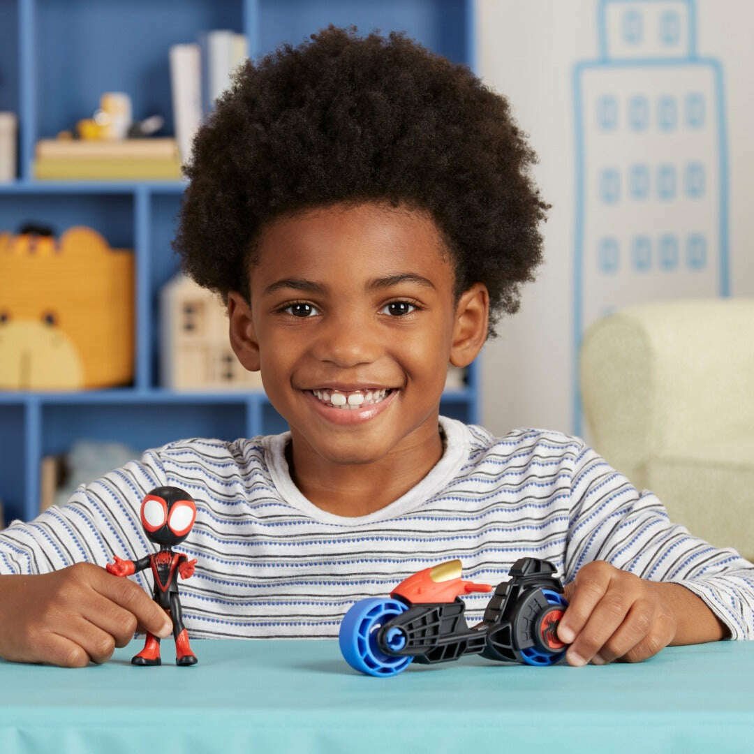 Toys N Tuck:Marvel Spidey And His Amazing Friends Miles Spin Morales & Motorcycle,Spider-man