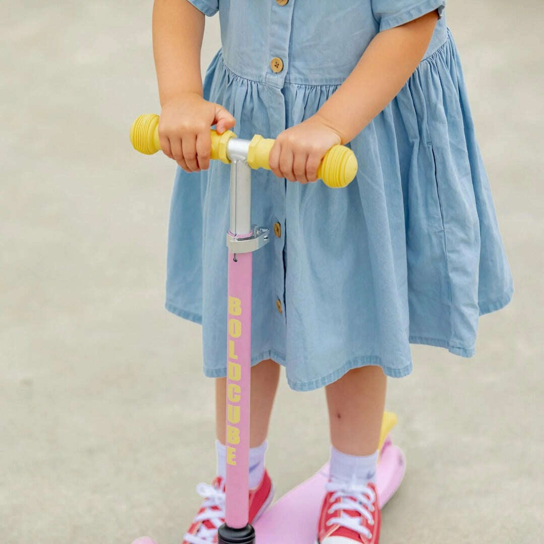 Toys N Tuck:Boldcube Teeny 3 Wheel Scooter - Pink & Yellow,Boldcube