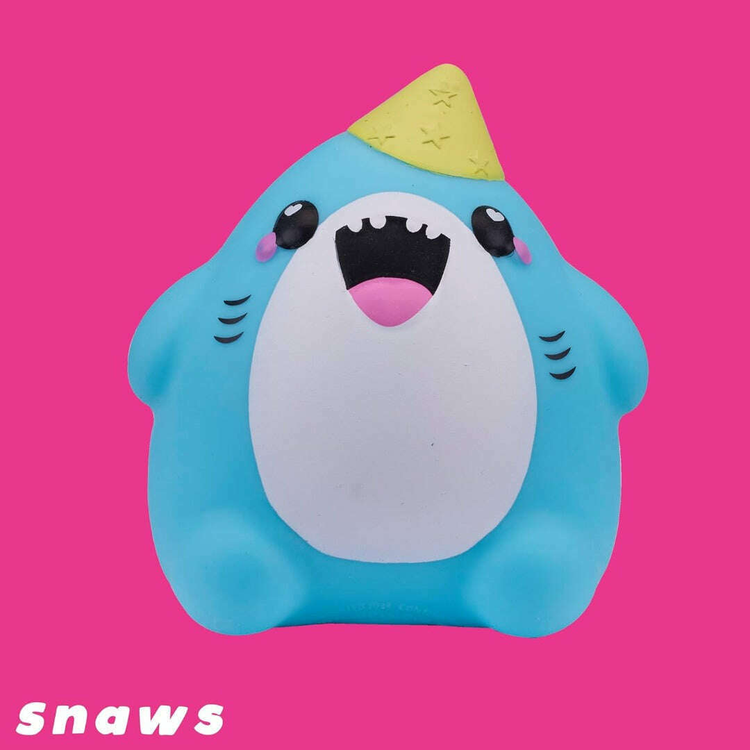 Toys N Tuck:Smooshzees Cutezees Blue Shark Snaws,Smooshzees