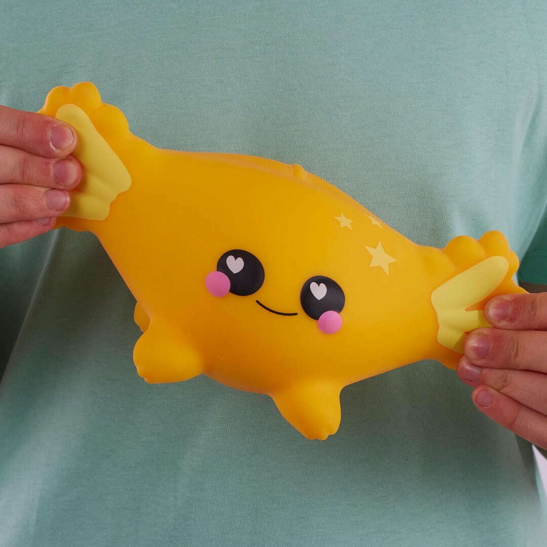 Toys N Tuck:Smooshzees Luvzees Yellow Axolotl Sonny,Smooshzees