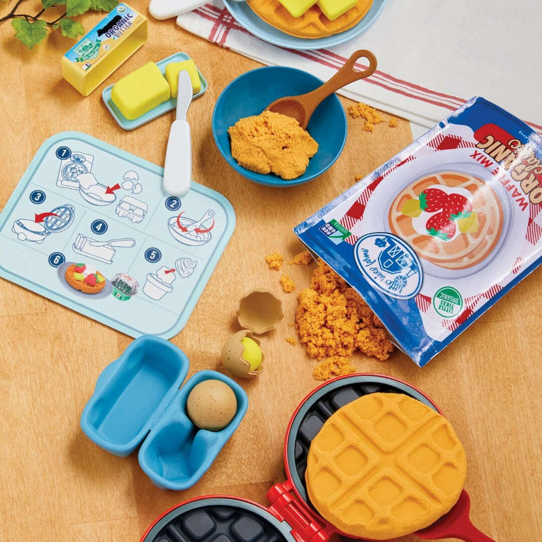 Toys N Tuck:Little Tikes Creative Chefs Waffle Kit,Little Tikes