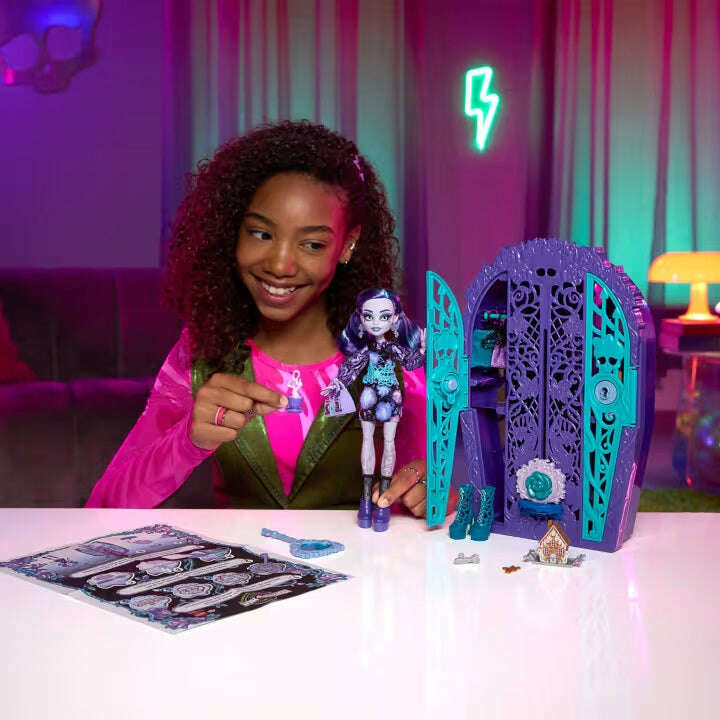 Toys N Tuck:Monster High Skulltimate Secrets Garden Mysteries Twyla,Monster High