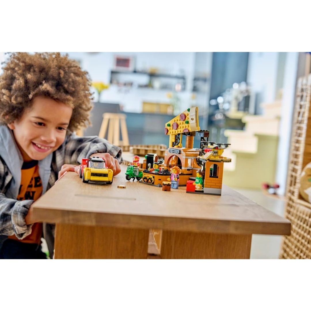 Lego 60496 City Pizza Delivery Experience