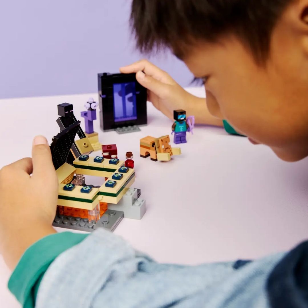 Lego 21584 Minecraft Nether & End Portal Journey