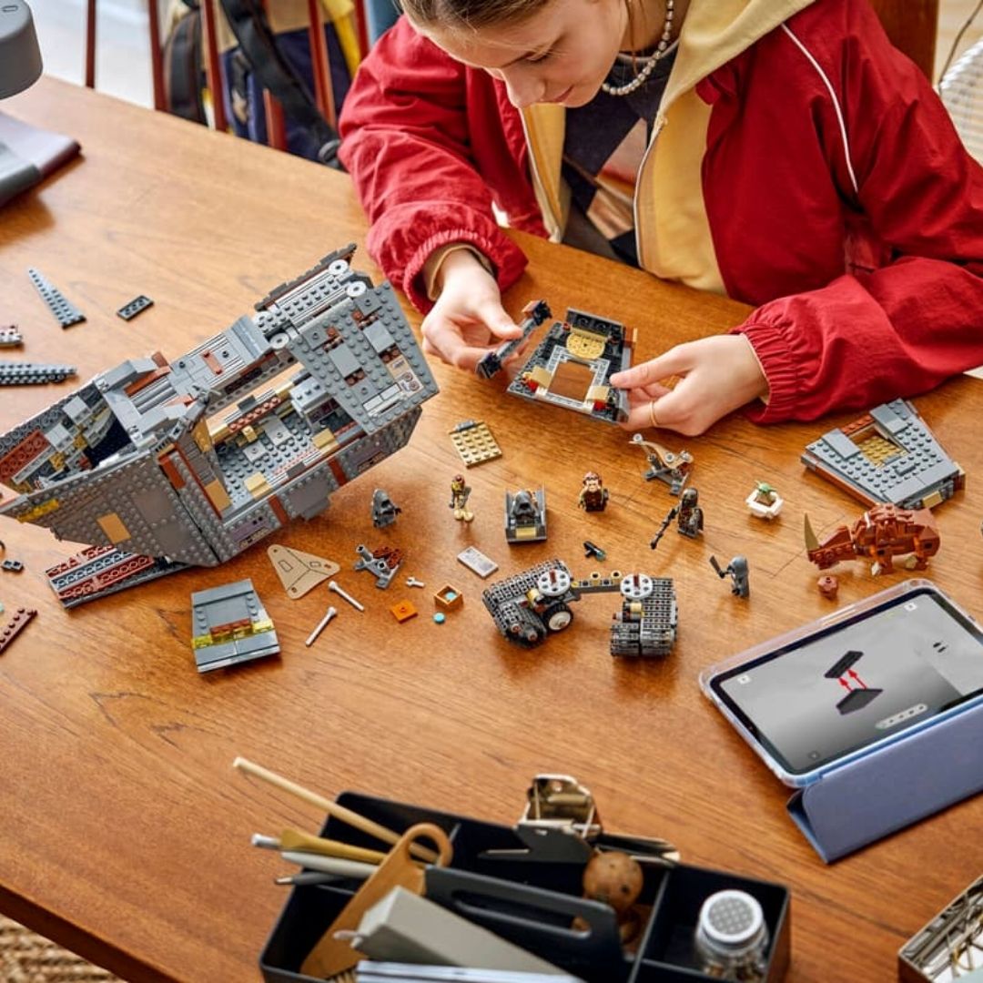 Lego 75453 Star Wars Offworld Sandcrawler and Mudhorn