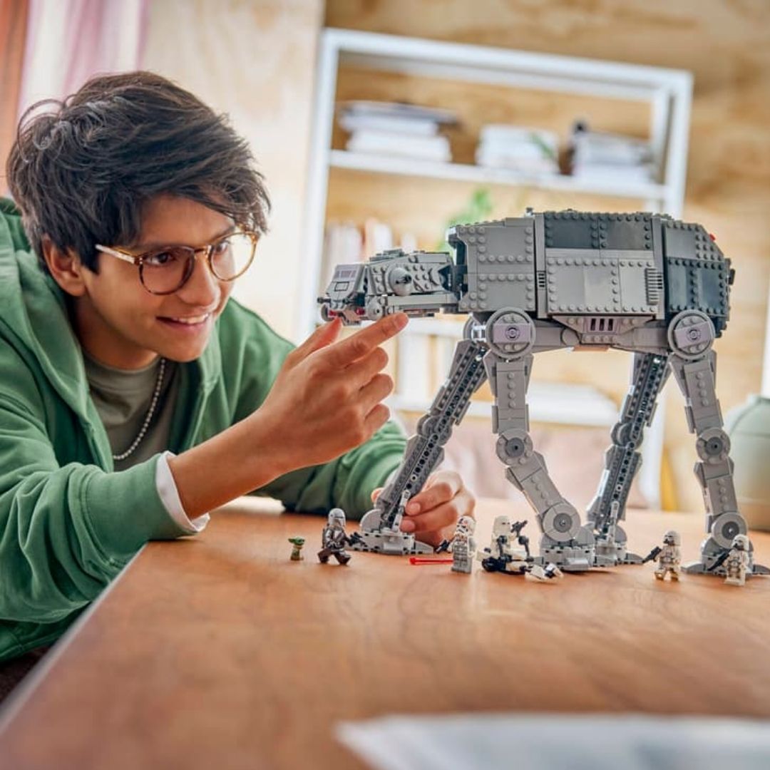 Lego 75454 Star Wars Imperial Remnant AT-AT with INT-4