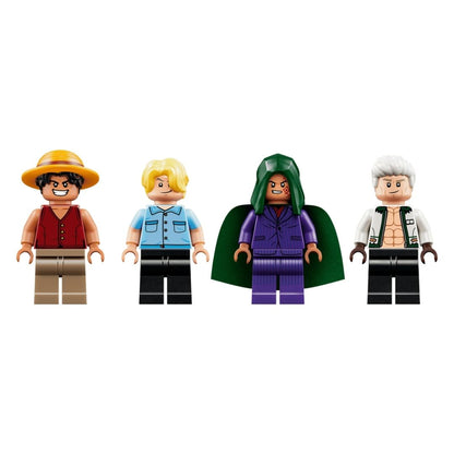 Lego 75642 One Piece Showdown with Captain Smoker