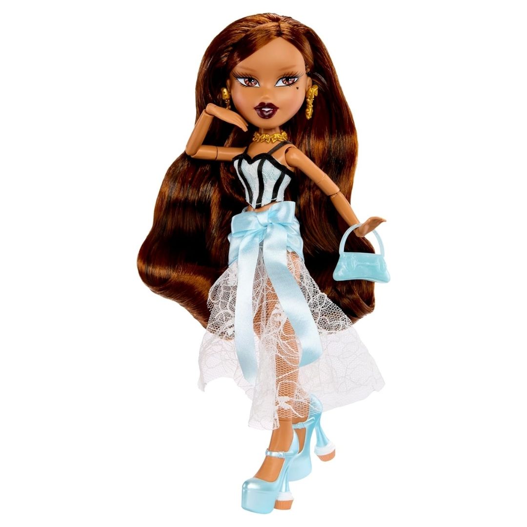 Bratz Stylin' Birthdayz Yasmin Doll with T-Shirt