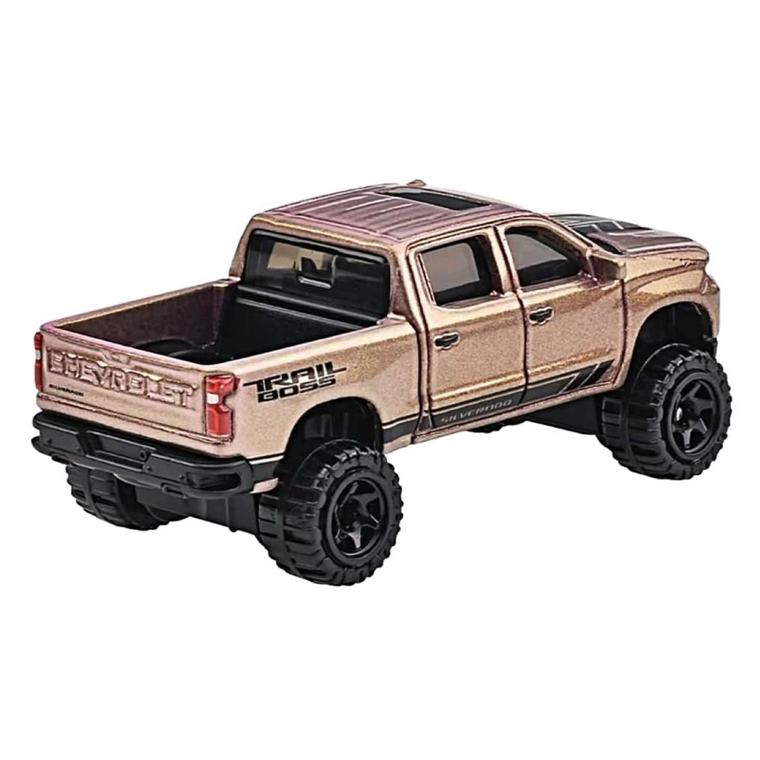 Hot Wheels Silver Series Performance Trucks 2019 Chevrolet Silverado Trail Boss LT