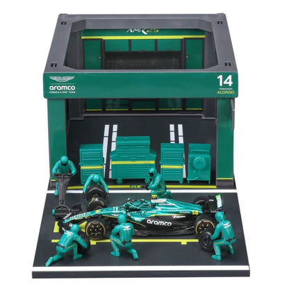 Bburago 1:43 Aston Martin AMR 25 Fernando Alonso Pit Pass Diorama Playset