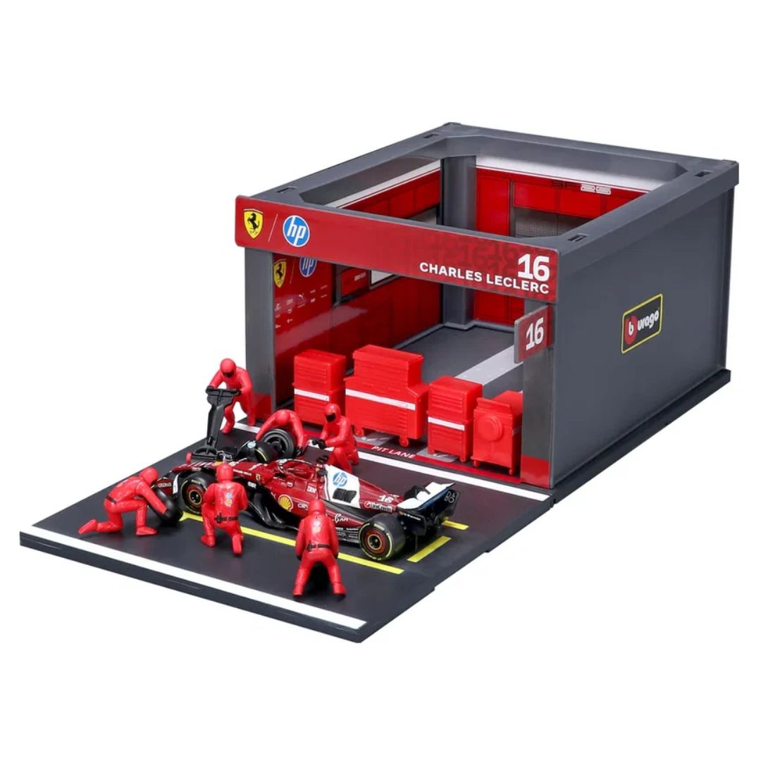 Bburago 1:43 Ferrari SF-25 Charles Leclerc Pit Pass Diorama Playset
