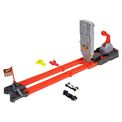 Hot Wheels Racing Formula 1 Grid Start RB vs Red Bull