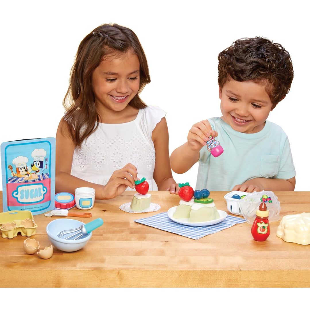 Little Tikes Creative Chefs Bluey Pavlova Kit