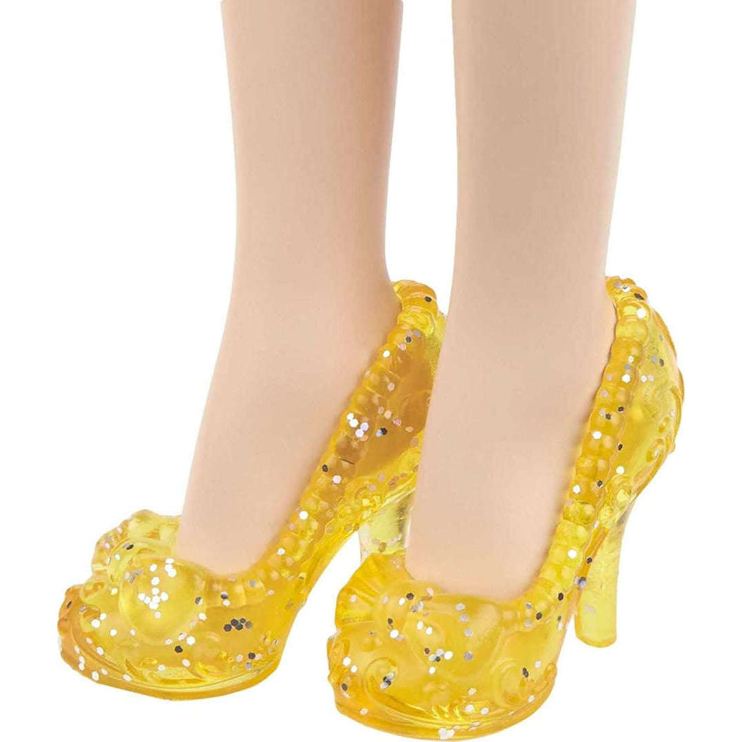 Snow white clearance heels