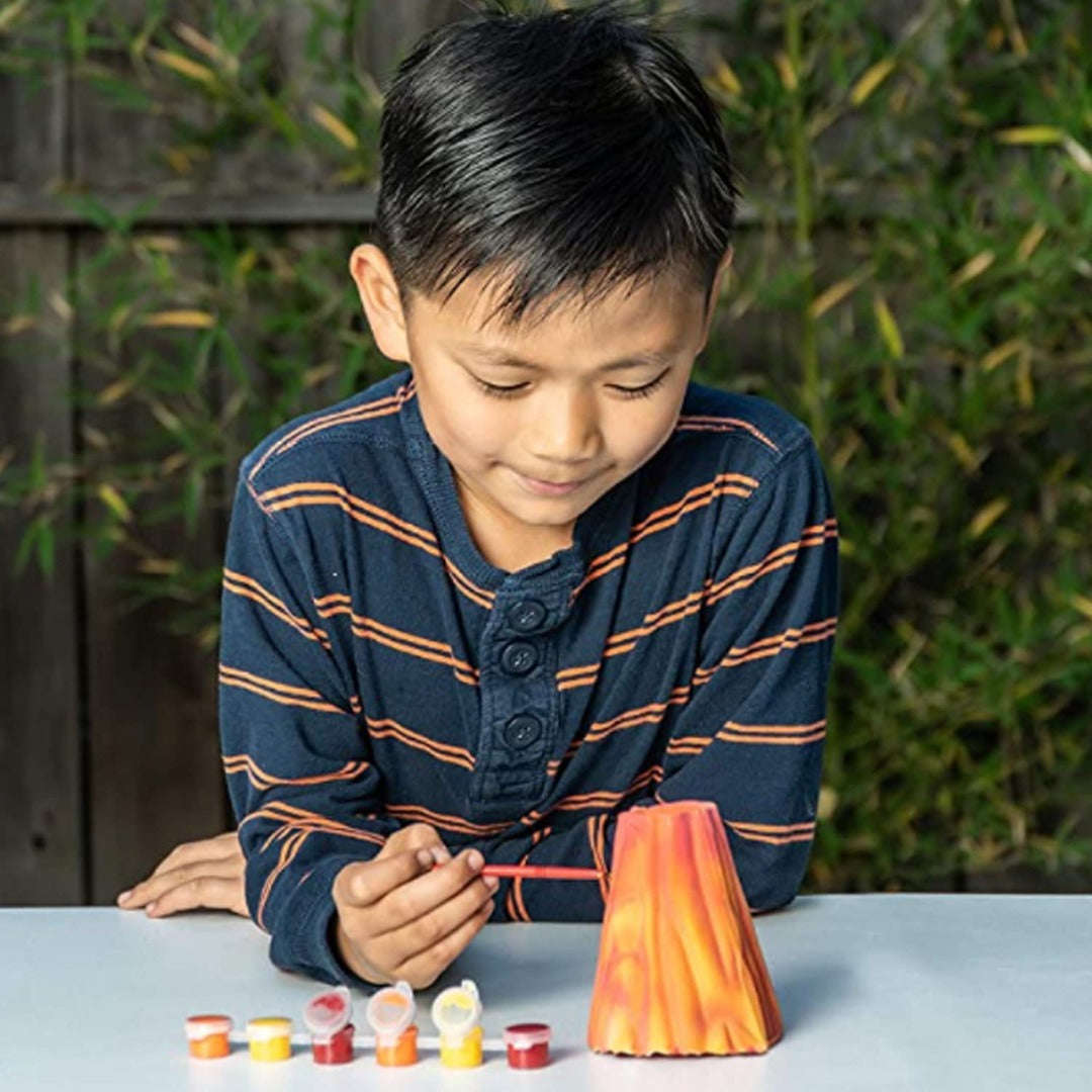 Toys N Tuck:National Geographic - Build Your Own Volcano,National Geographic