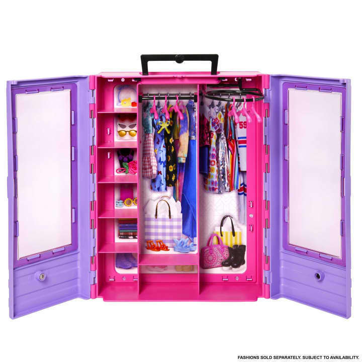 Toys N Tuck:Barbie Fashionistas Ultimate Closet,Barbie